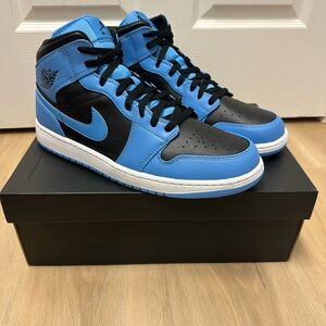 Nike Air Jordan 1 Mid University Blue/Black/White Size 12 New with Box